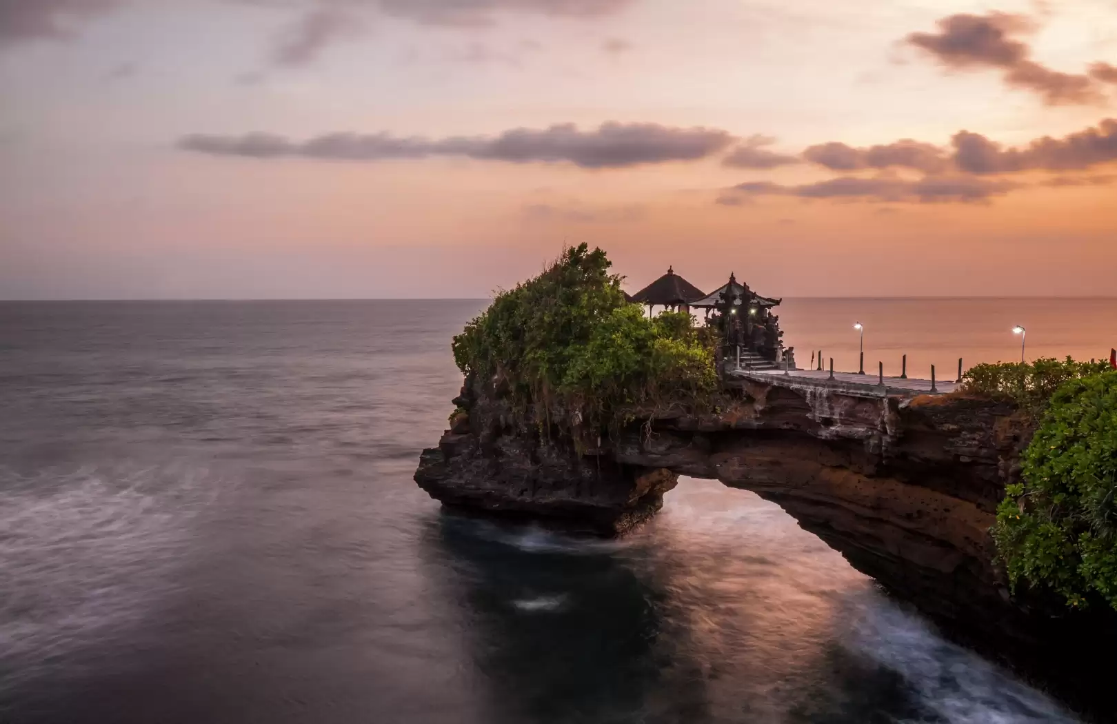 Batu Bolong