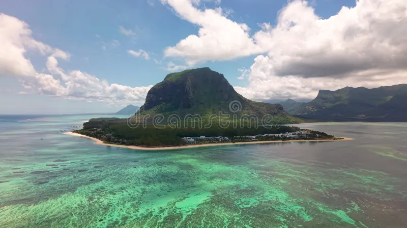 Ile Aux Benitiers Boat Trip