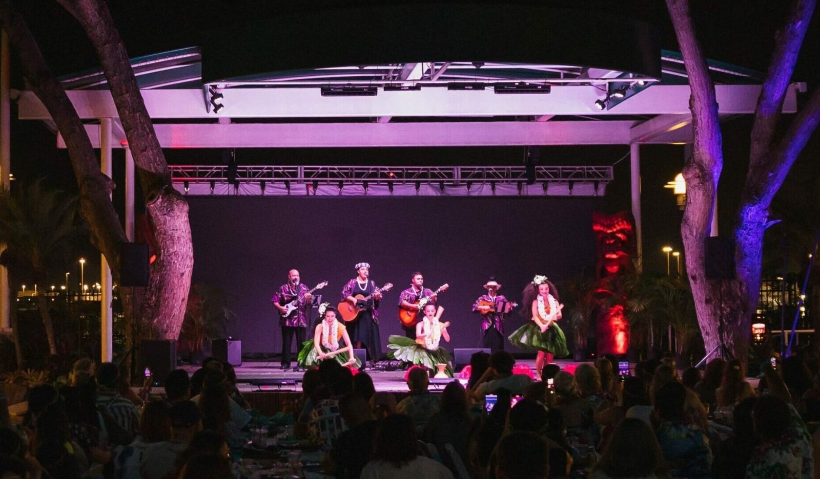 Aloha Tower Luau