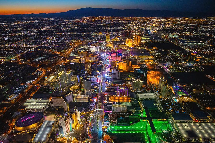 Las Vegas Night Helicopter Tour Above the Strip