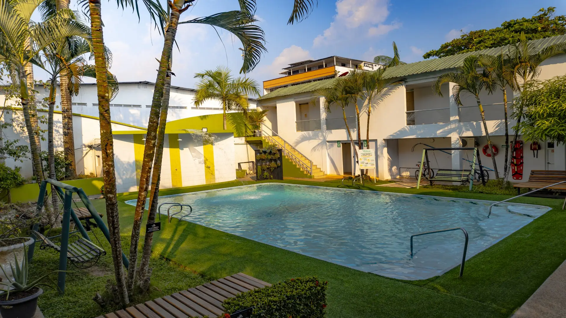 Hotel Waira