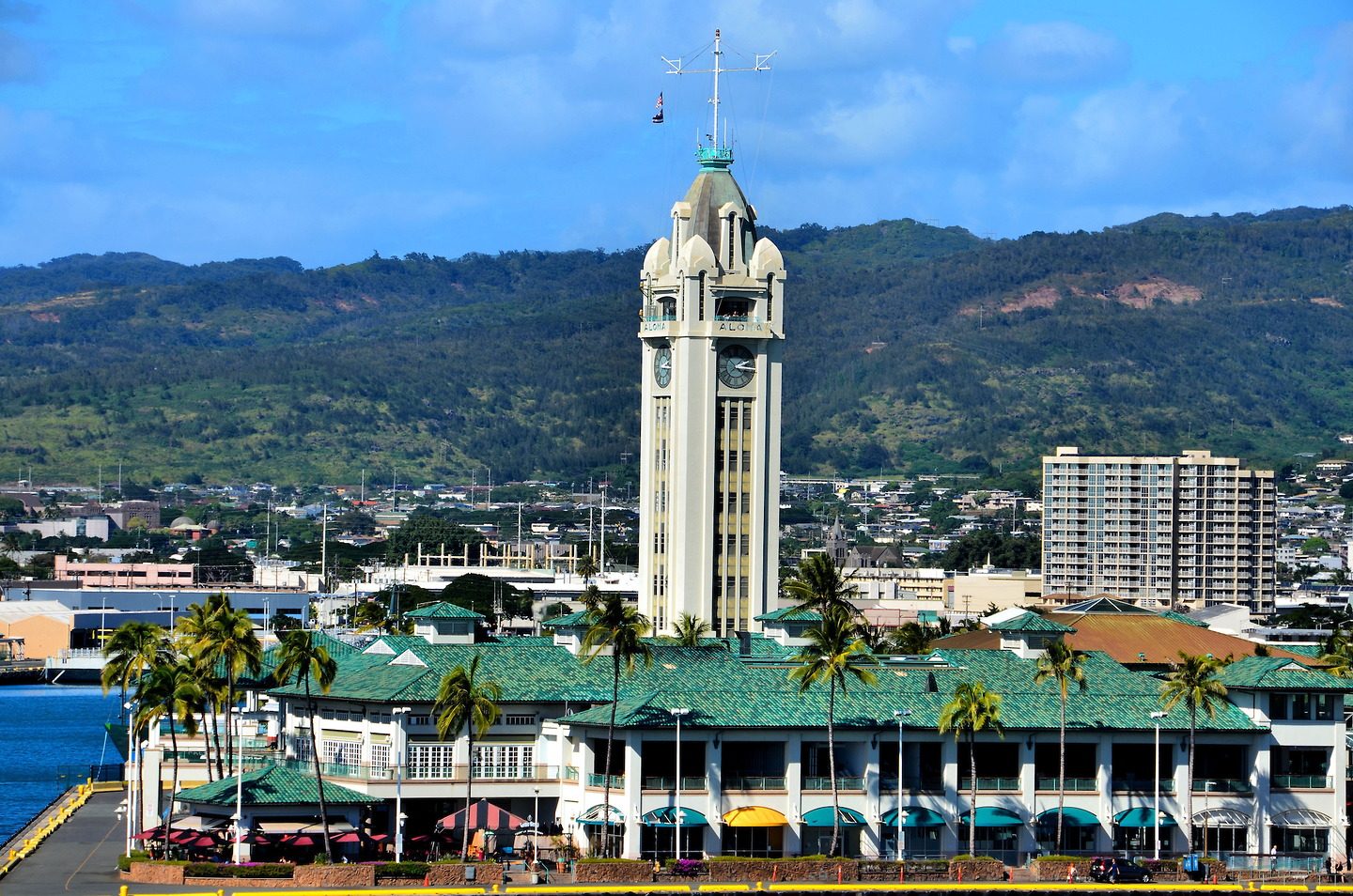 Aloha Tower Luau Honolulu