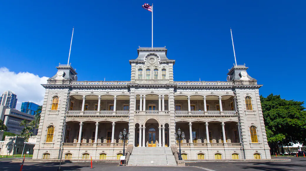 Iolani Palace