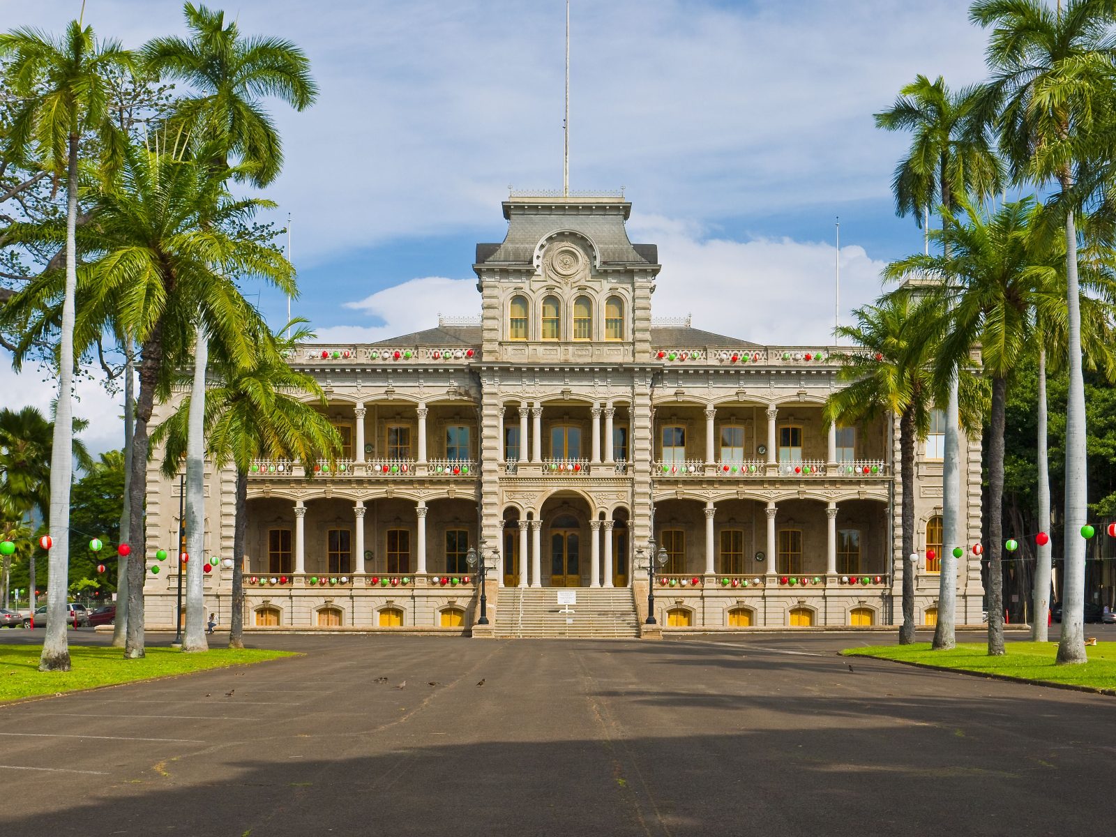 Iolani Palace