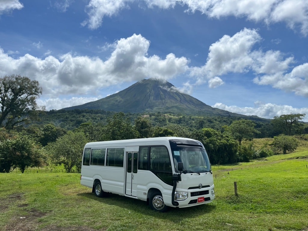 San Jose to La Fortuna Shuttle