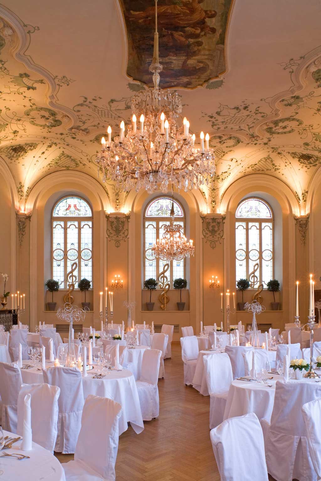 Mozart Dinner Concert Salzburg Dress Code