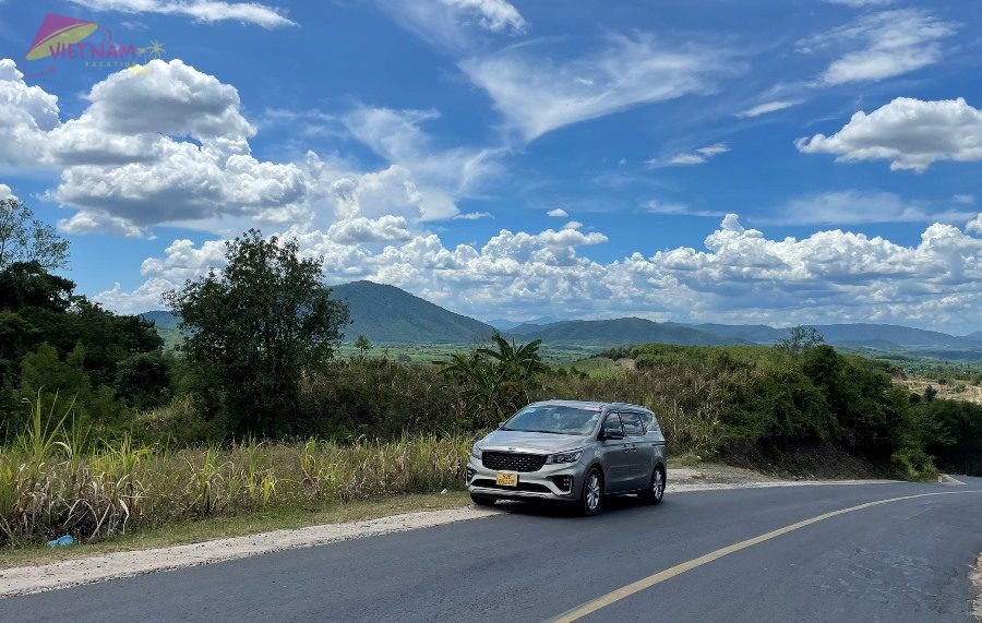 Hanoi to Sapa Private Car