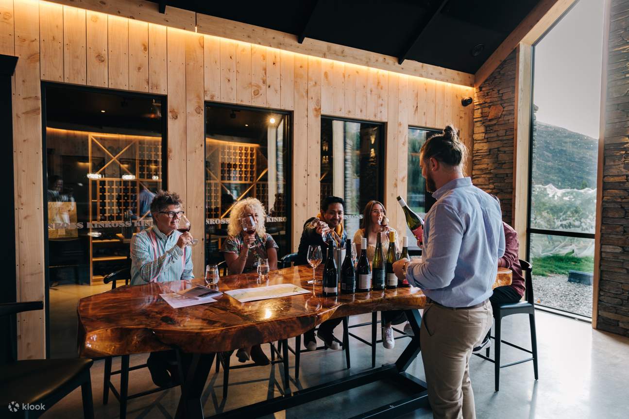 Central Otago Wine Centre