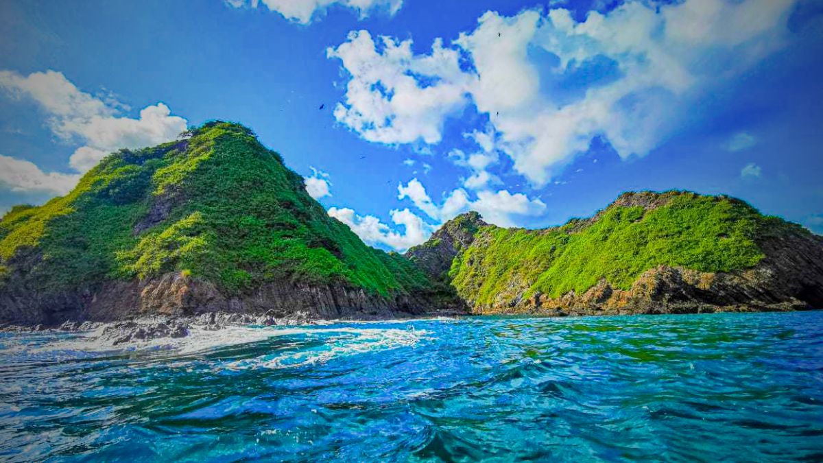 Tres Hermanas Islets