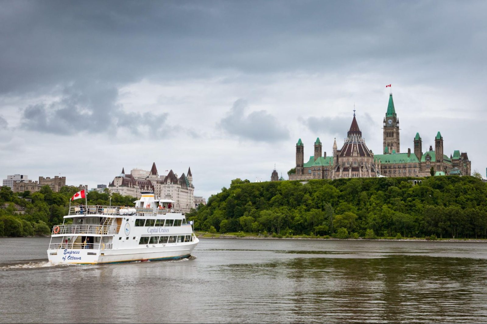 Ottawa River Cruise vs Canal Cruise
