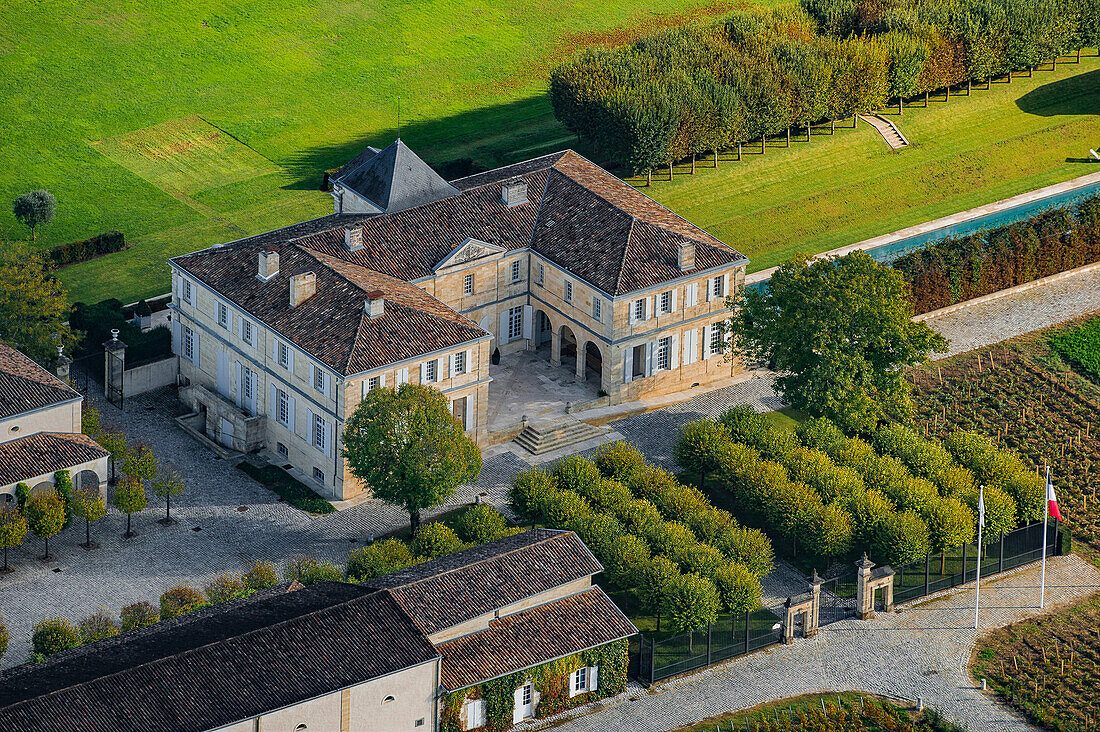 Medoc Wine Tour Through Bordeaux's Left Bank