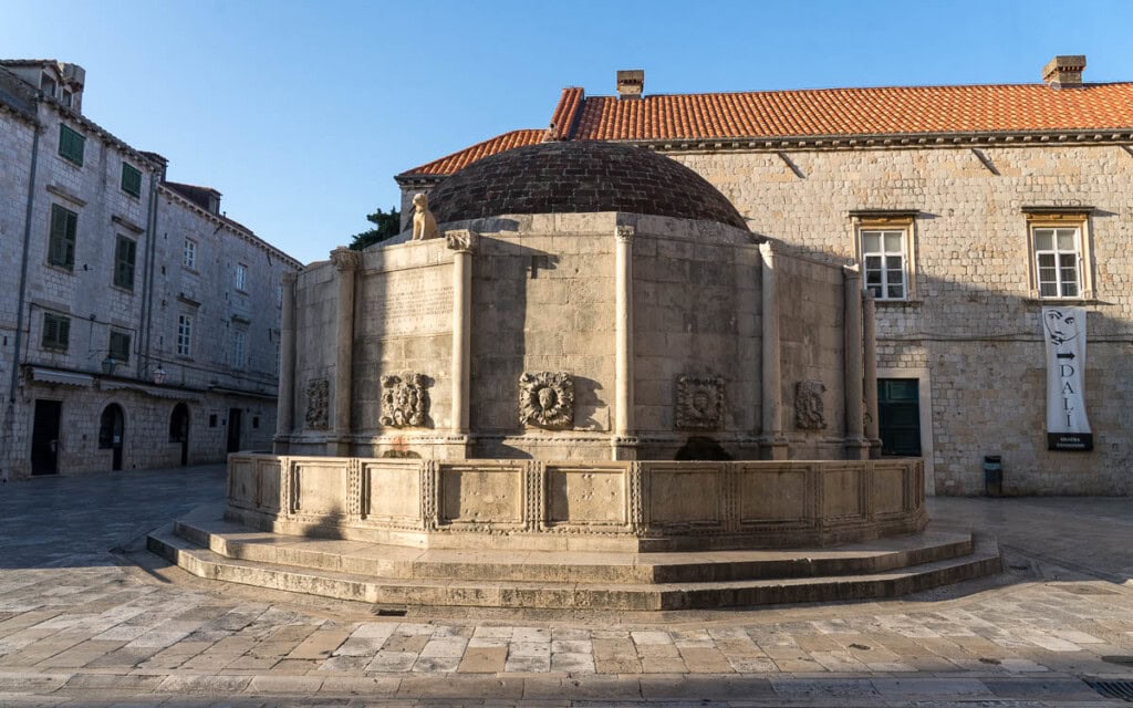 Onofrio's Fountain