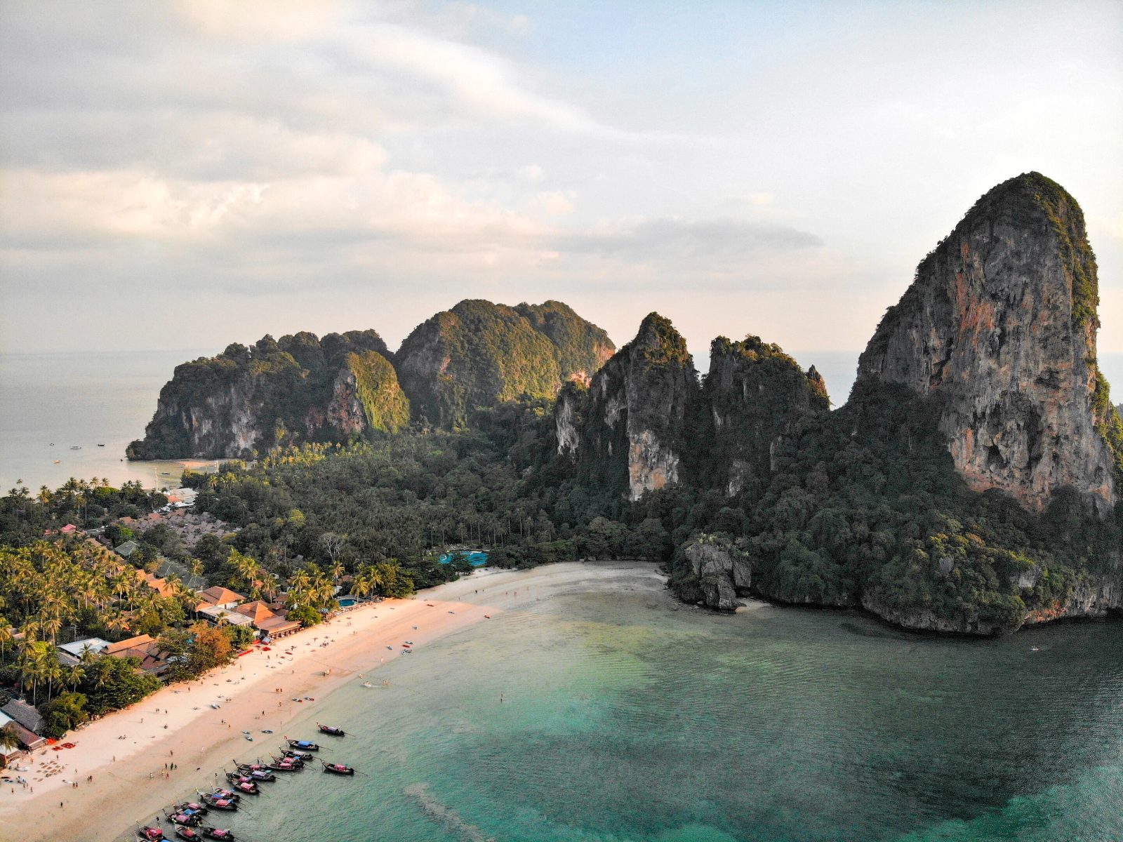 Rock Climbing Railay Beach: Limestone Karst Guide