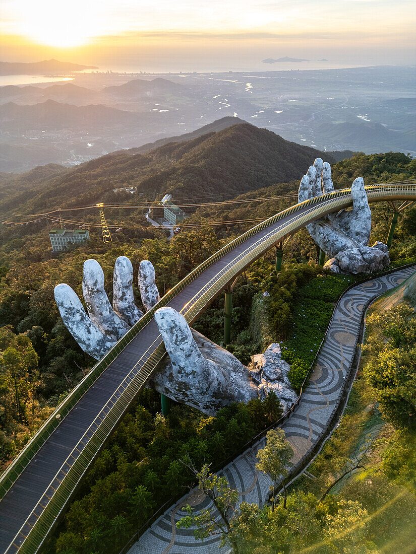 Golden Bridge Da Nang Entrance Fee