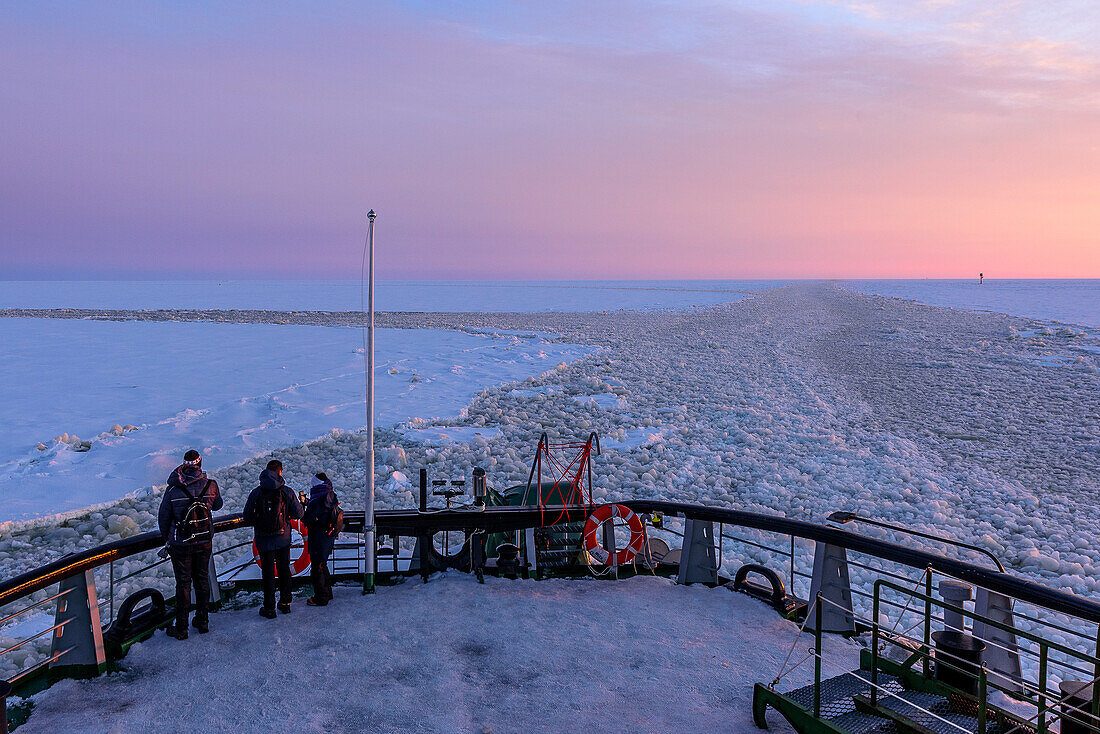 Main Sun Deck
