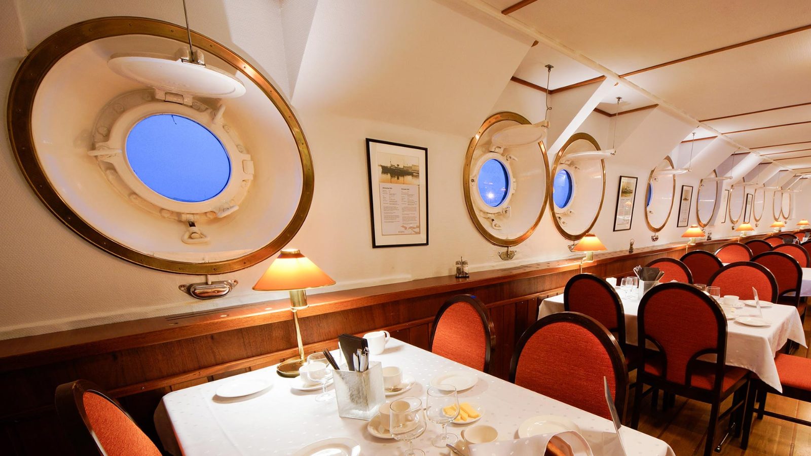 Ship Restaurant