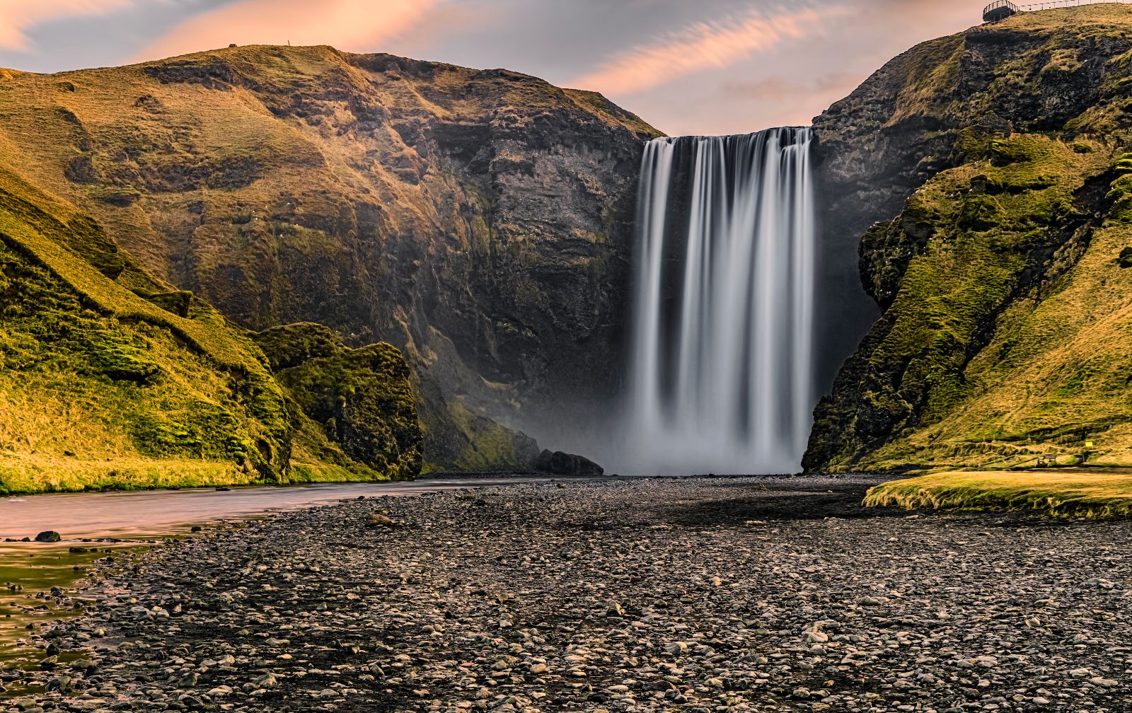 Skógafoss Viewing Platform