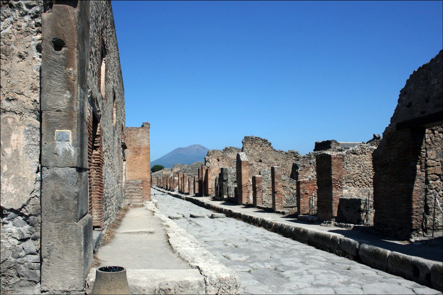 Via dell'Abbondanza