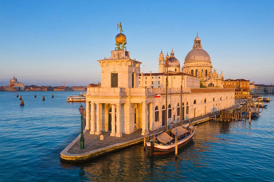 Punta della Dogana