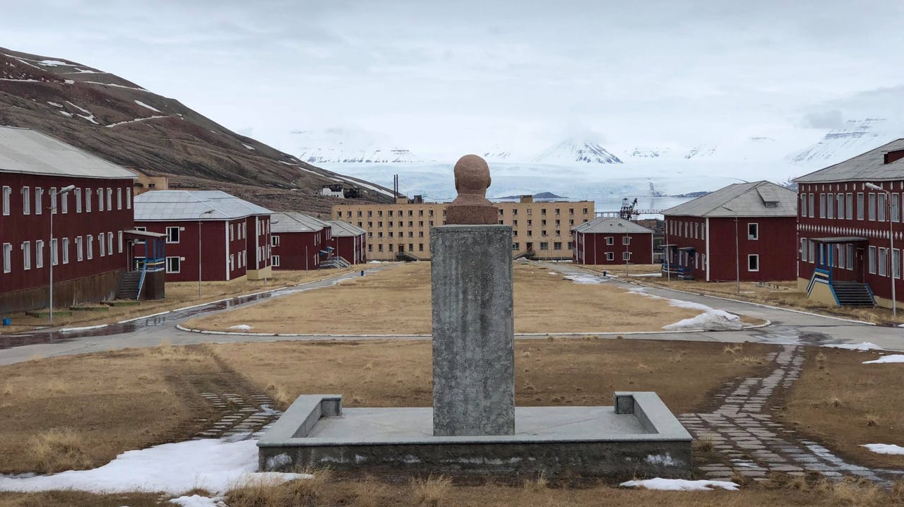 Lenin Statue
