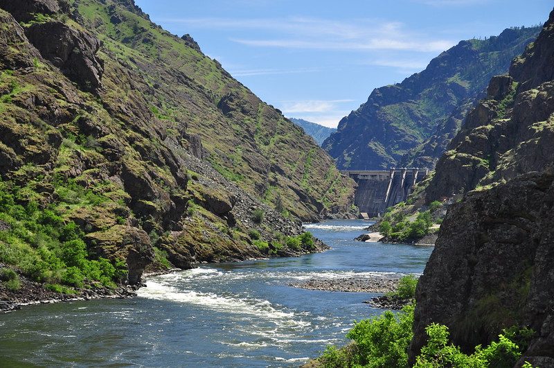 Hells Canyon Dam