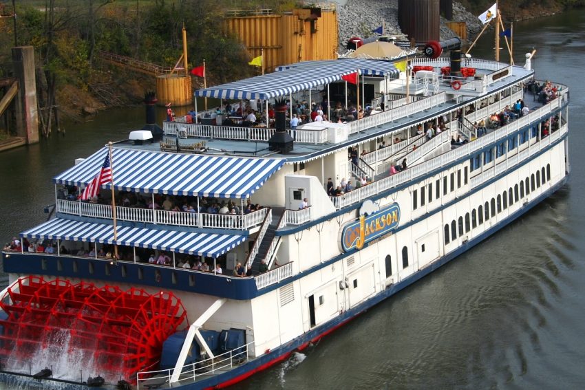 Paddlewheel Viewpoint