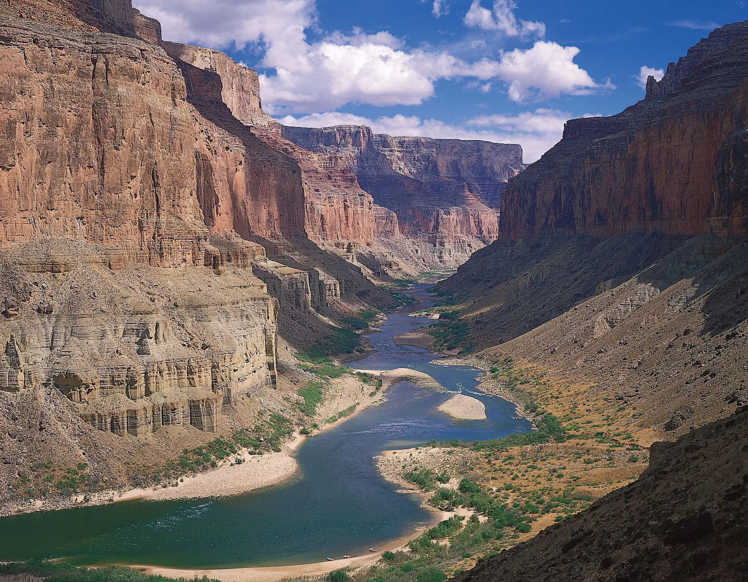 Canyon Wall Projection Area