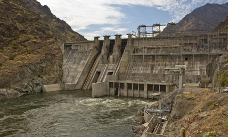 Hells Canyon Dam
