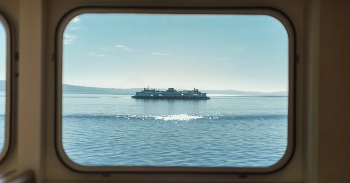 Main Cabin Windows