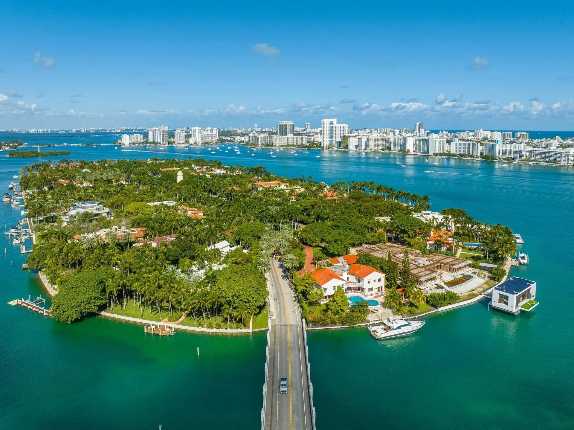 Star Island Gates