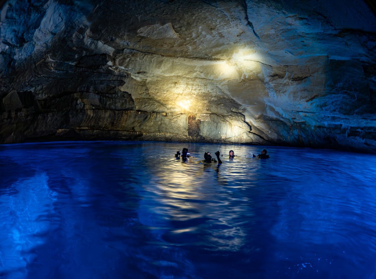 Underwater Window