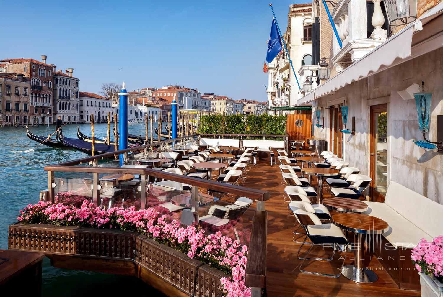 Luxury Hotel