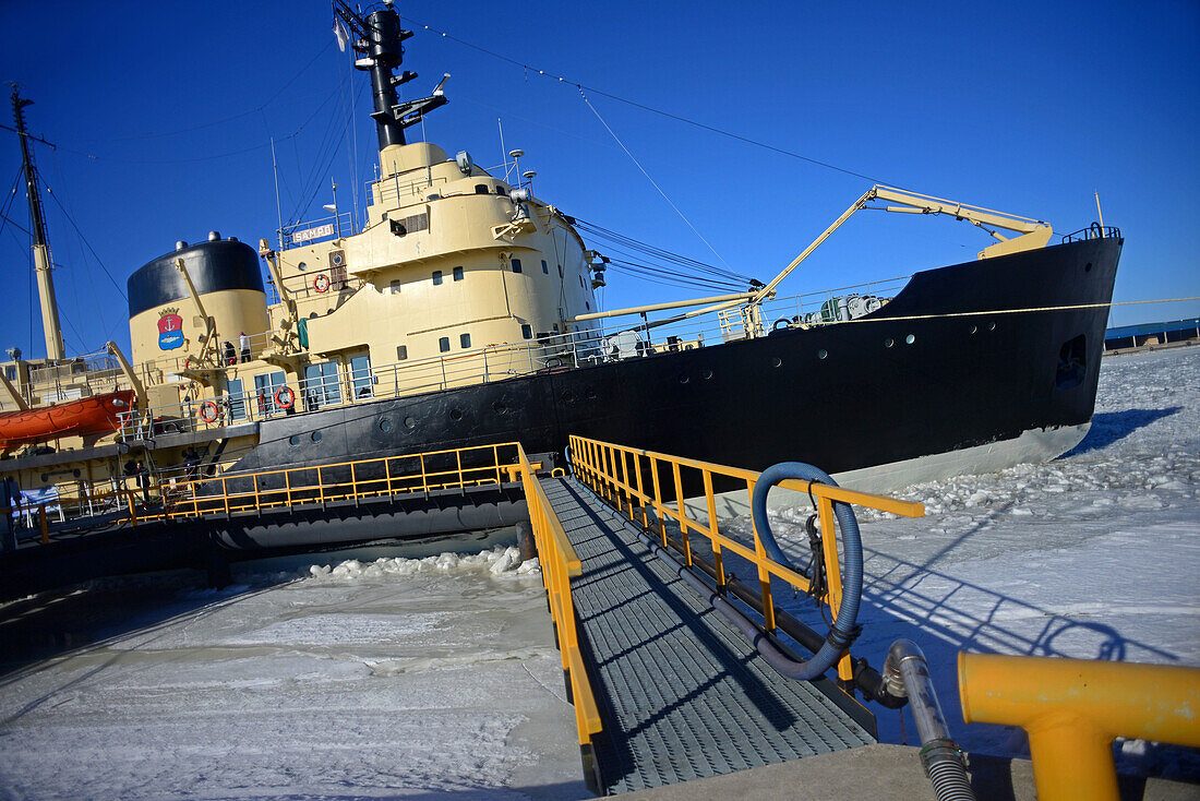 Harbor Side Pier