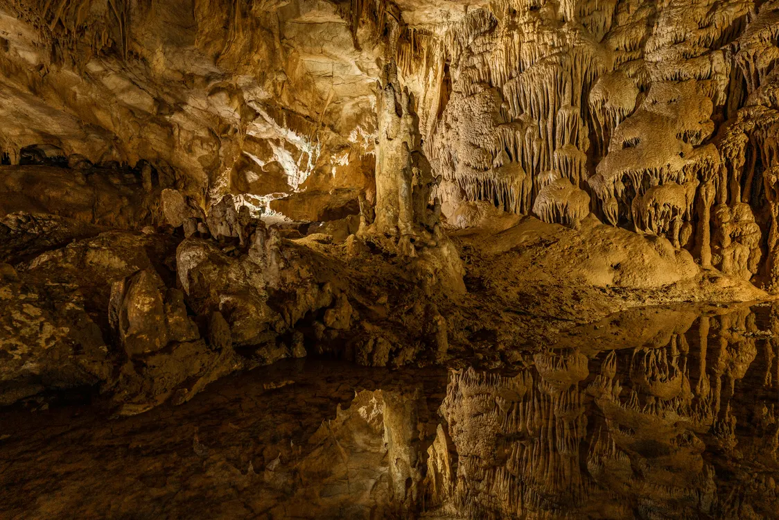 Prometheus Cave Argonauts Hall