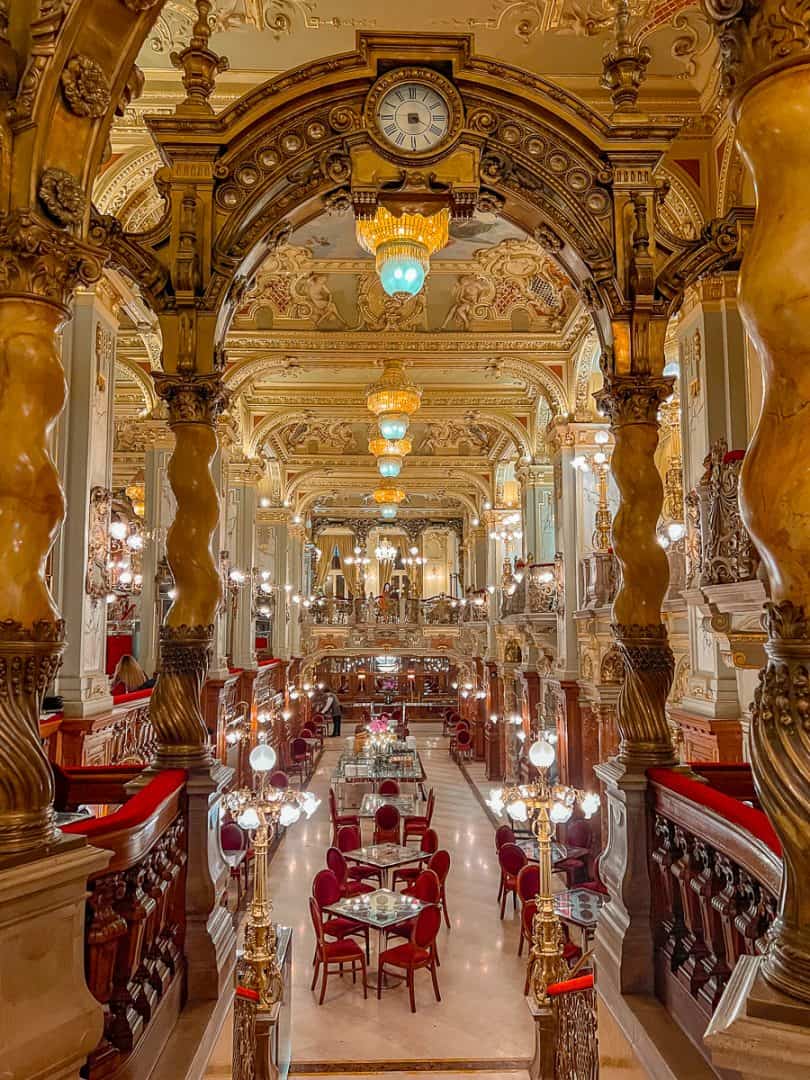 New York Café