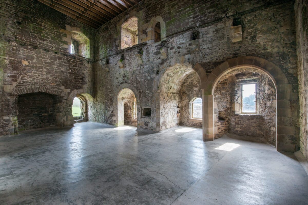 Tour of Outlander Sites in Scotland