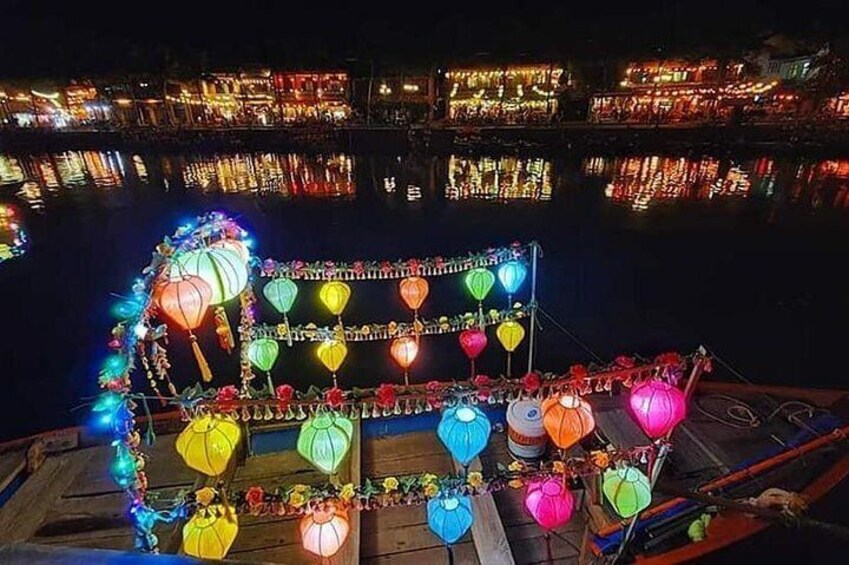Sampan Deck