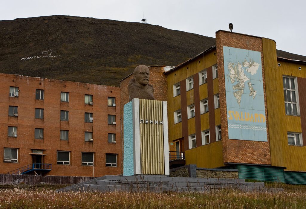 Lenin Statue