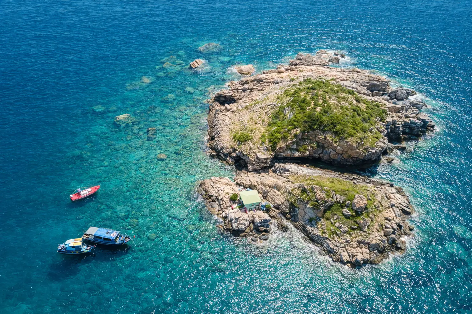 Hon Mun Coral Reef