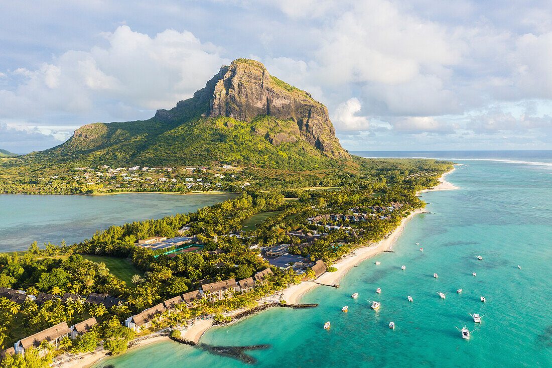 Le Morne Brabant Maritime Vantage