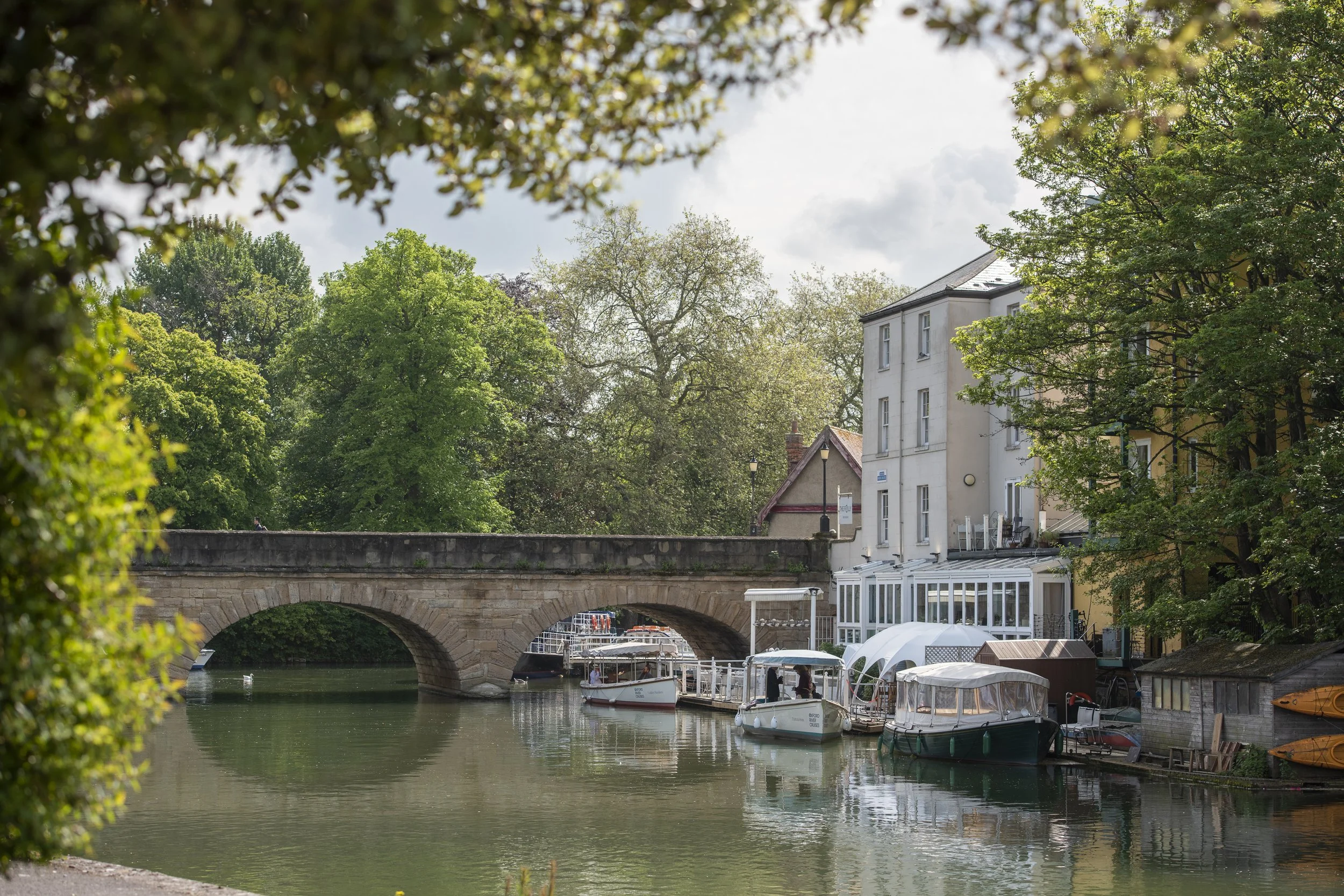 Folly Bridge Embankment