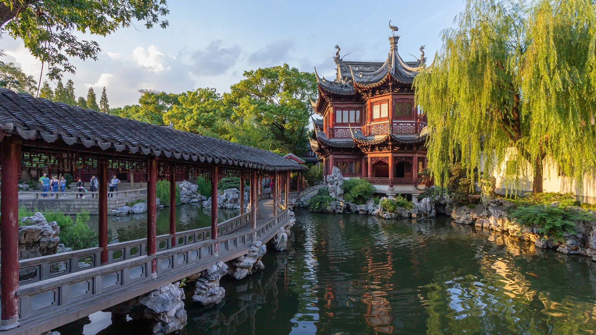 Yu Garden Zigzag Bridge