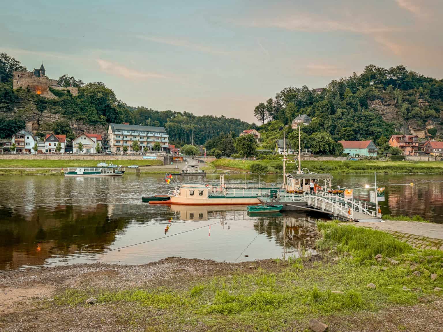 Rathen Ferry Crossing