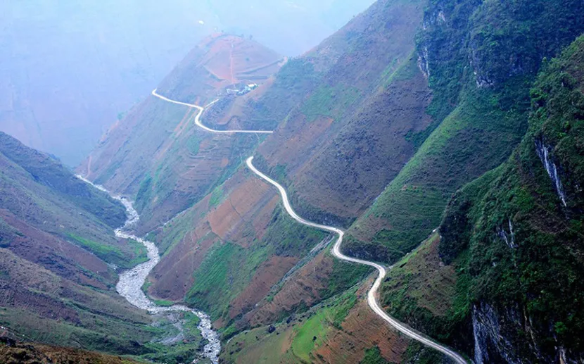 Ma Pi Leng Pass