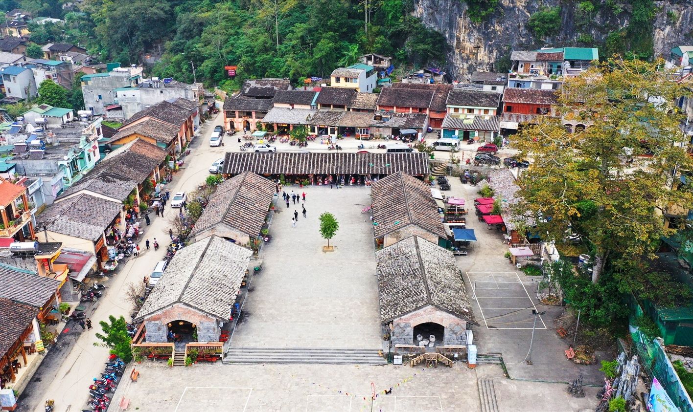 Dong Van Town