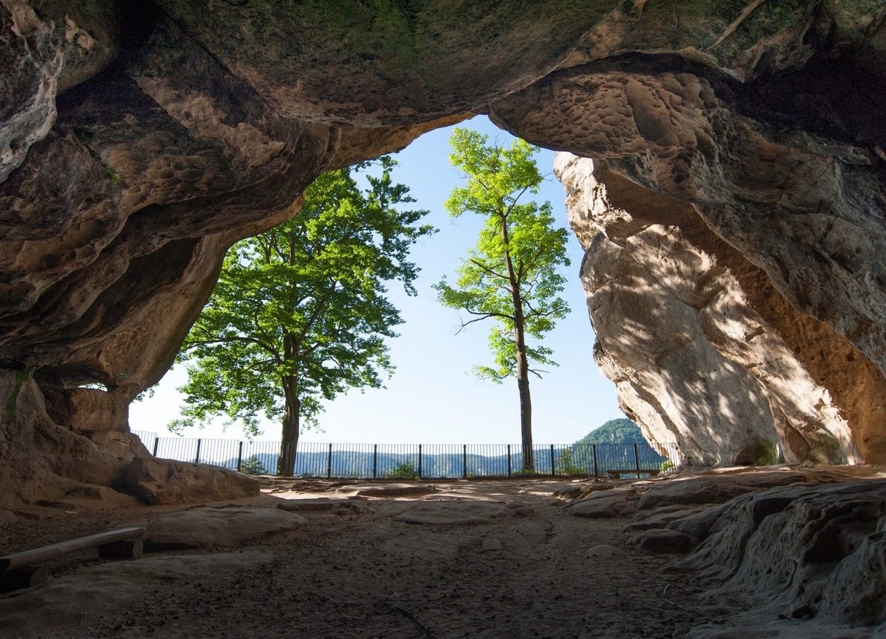 Kuhstall Arch