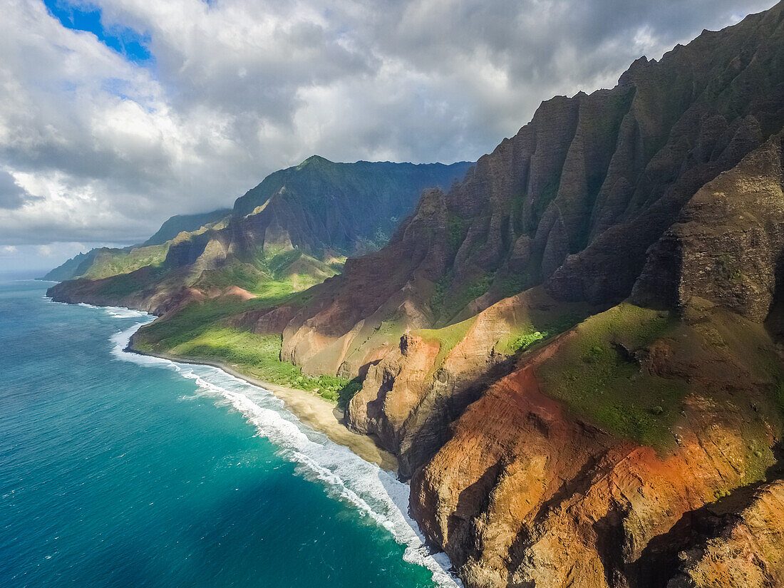 Na Pali Coast Sea Cliffs