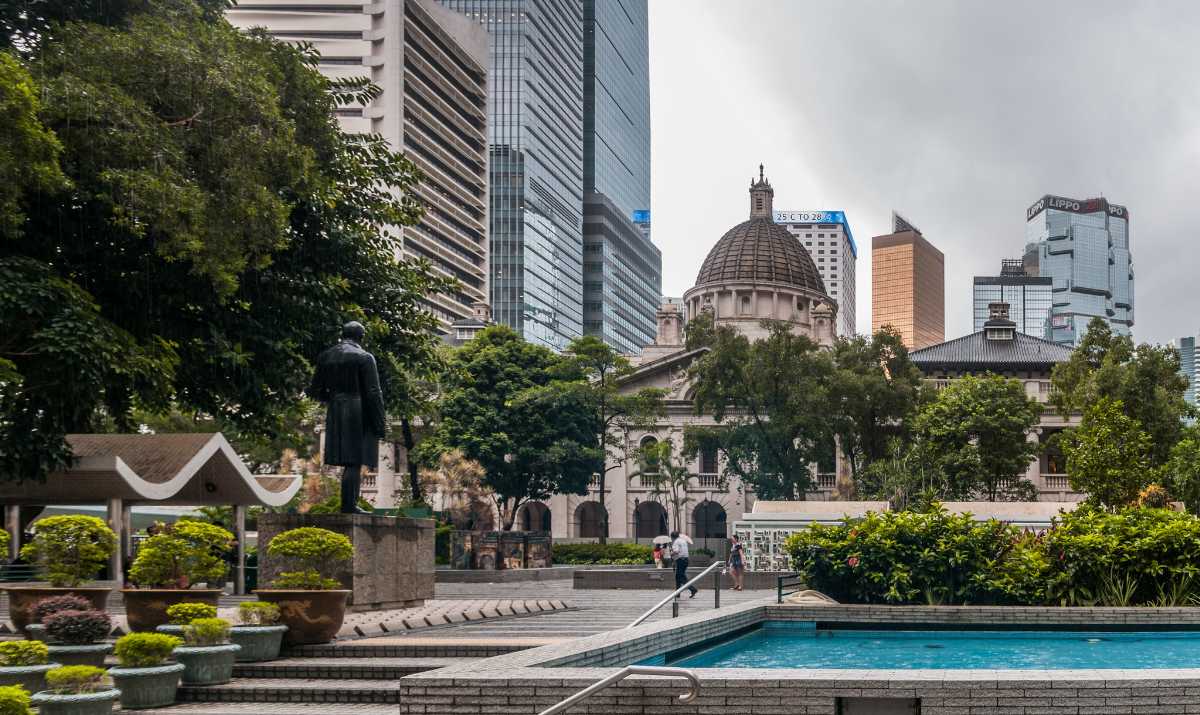 Statue Square North