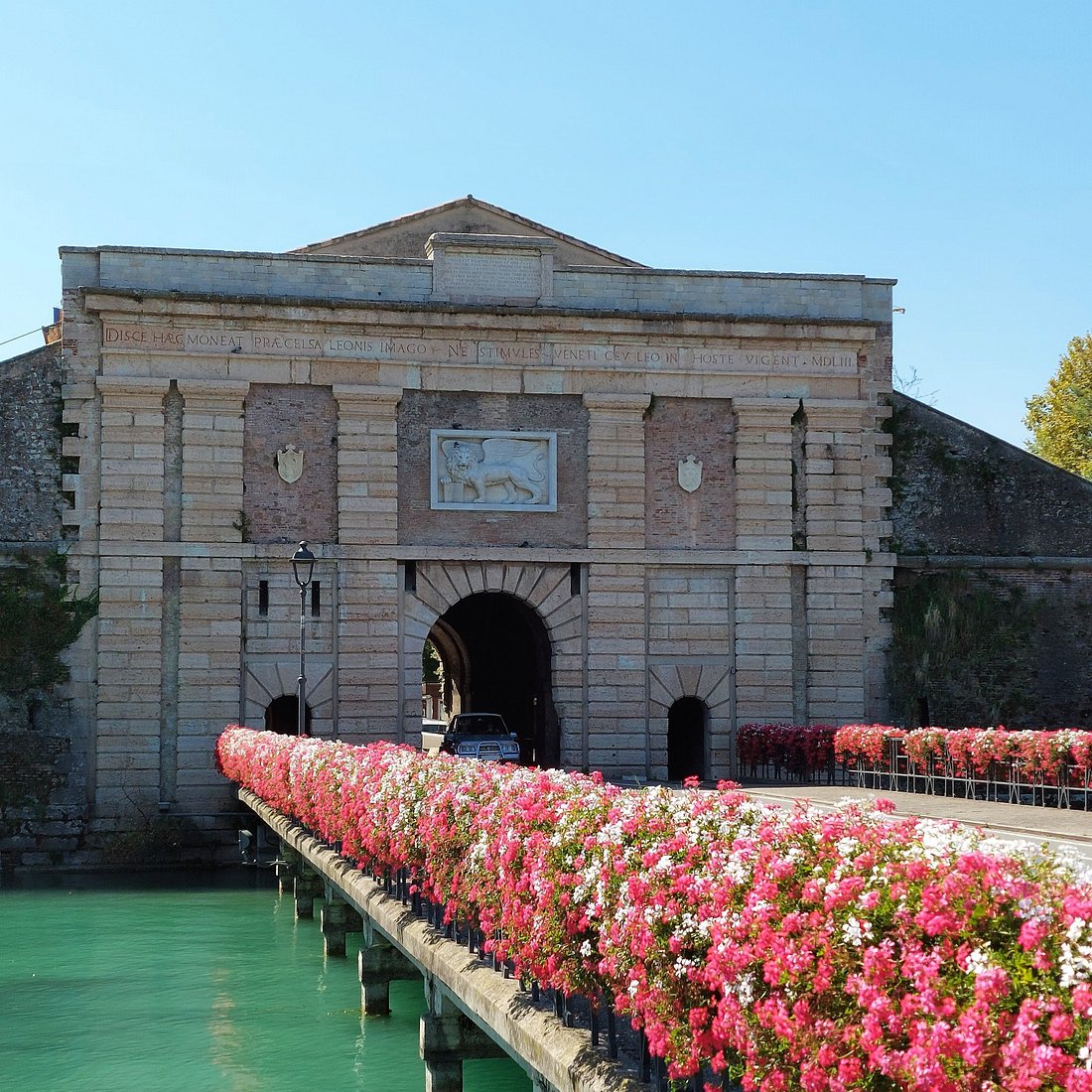 Porta Verona