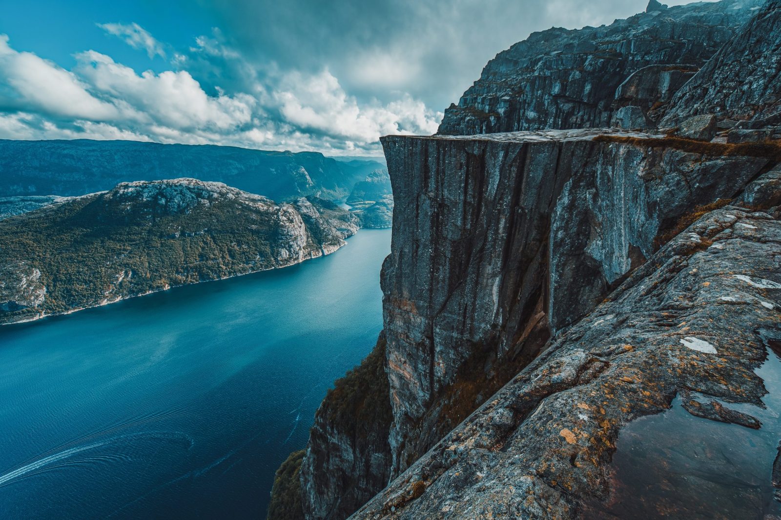 Preikestolen Viewpoint Alternative